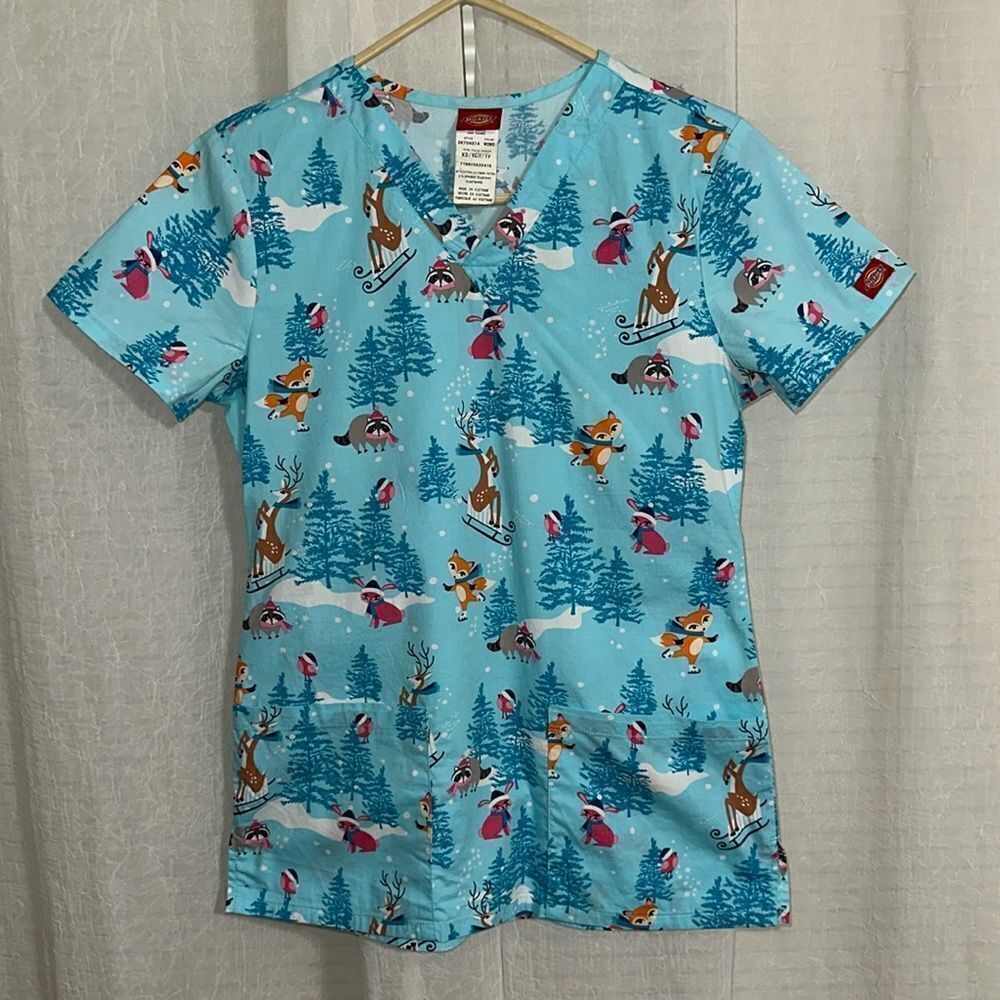 Dickies XS Blue Winter Holiday Forest Animals Scrub Top